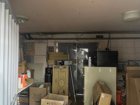 High Exposure Retail/Office Building in Downtown Fresno: 1922 Tulare St, Fresno, CA 93721